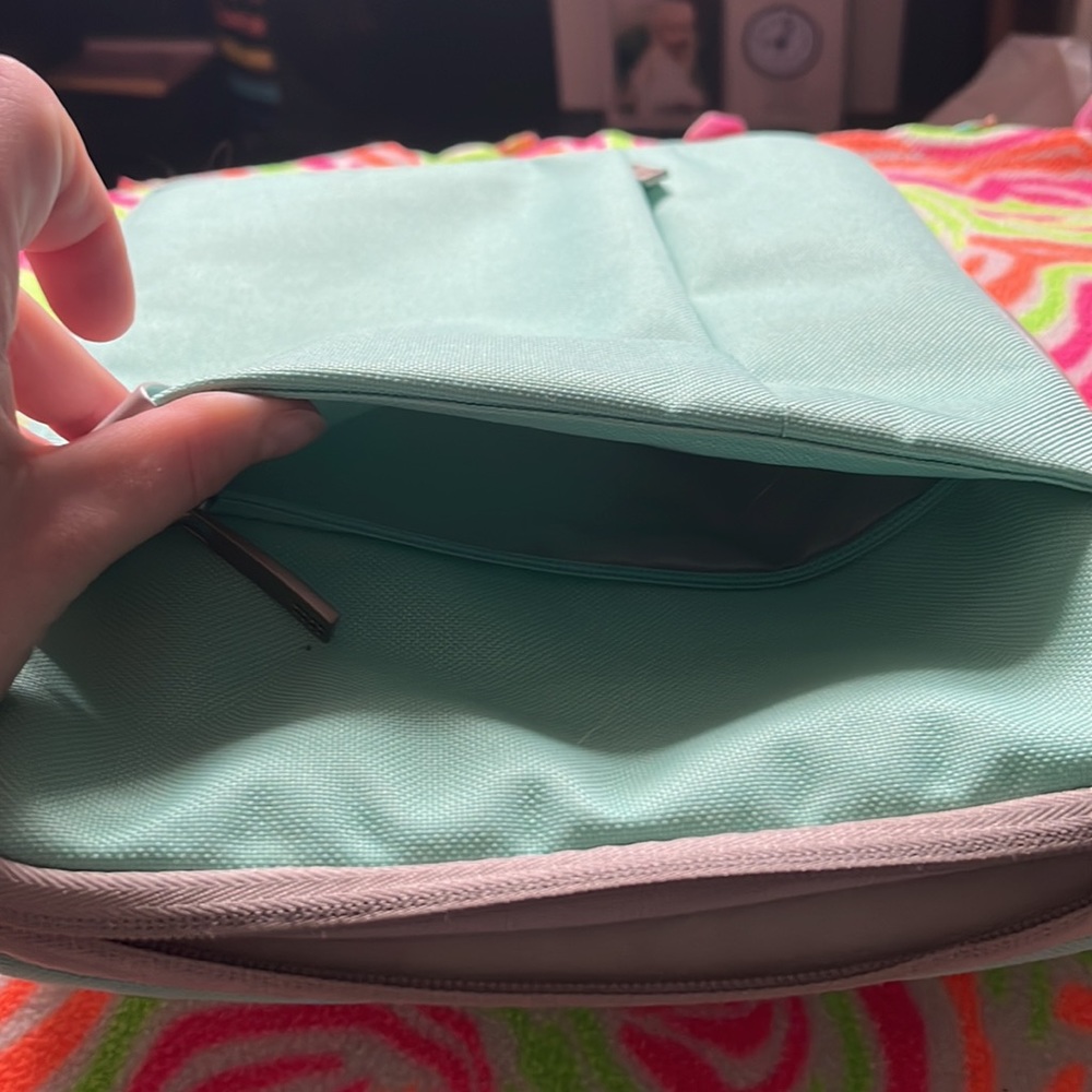 Lacdo 13’ Inch Turquoise Laptop Case - Picture 4 of 6